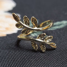 Load image into Gallery viewer, Golden Leaf Adjustable Ring
